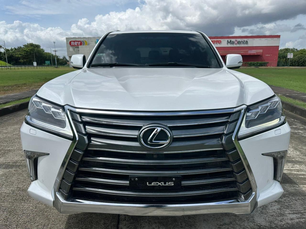 2016 LEXUS  LX 570