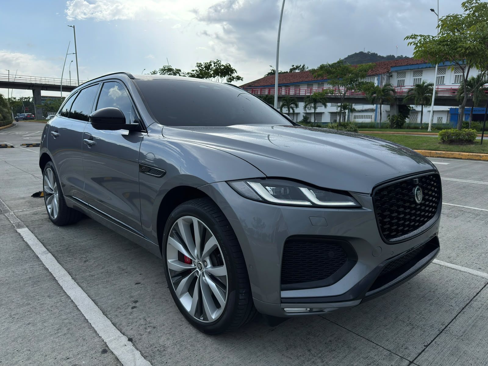 2024 JAGUAR F-PACE P400 R DYNAMIC S