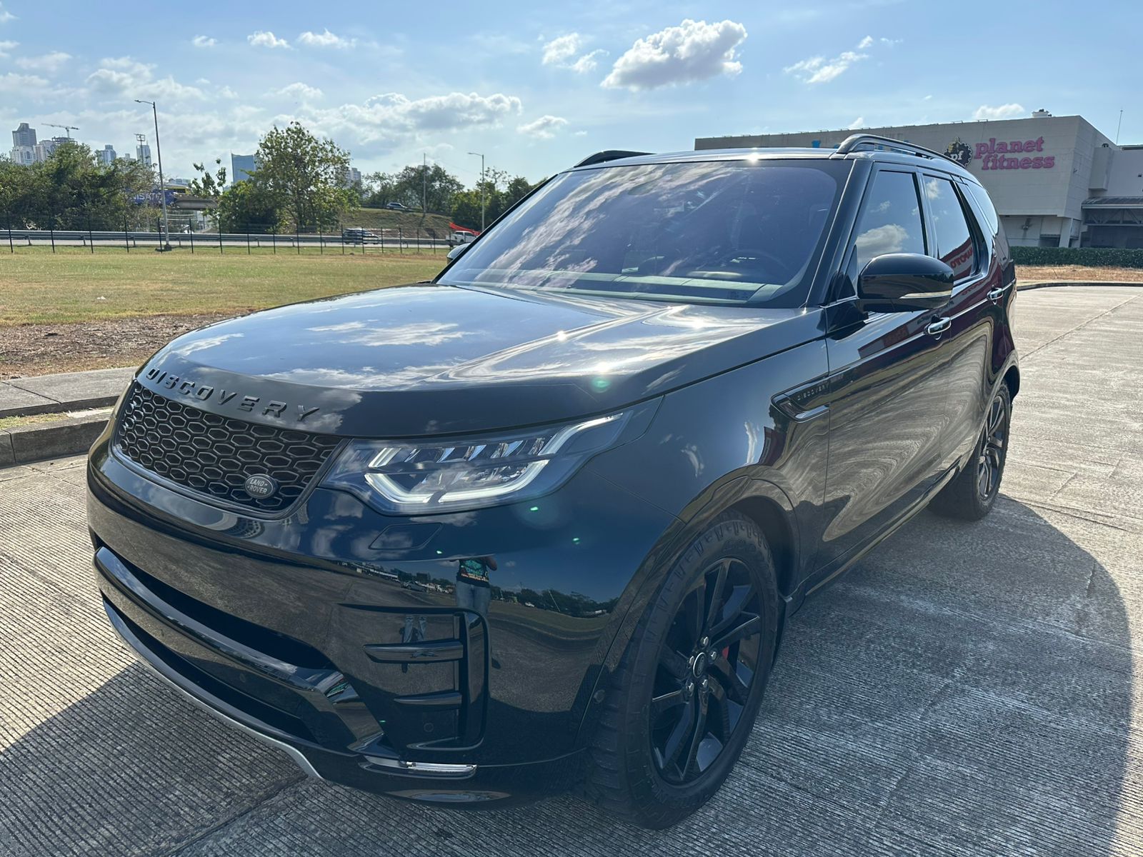 2020 LAND ROVER DISCOVERY BLACK EDITION