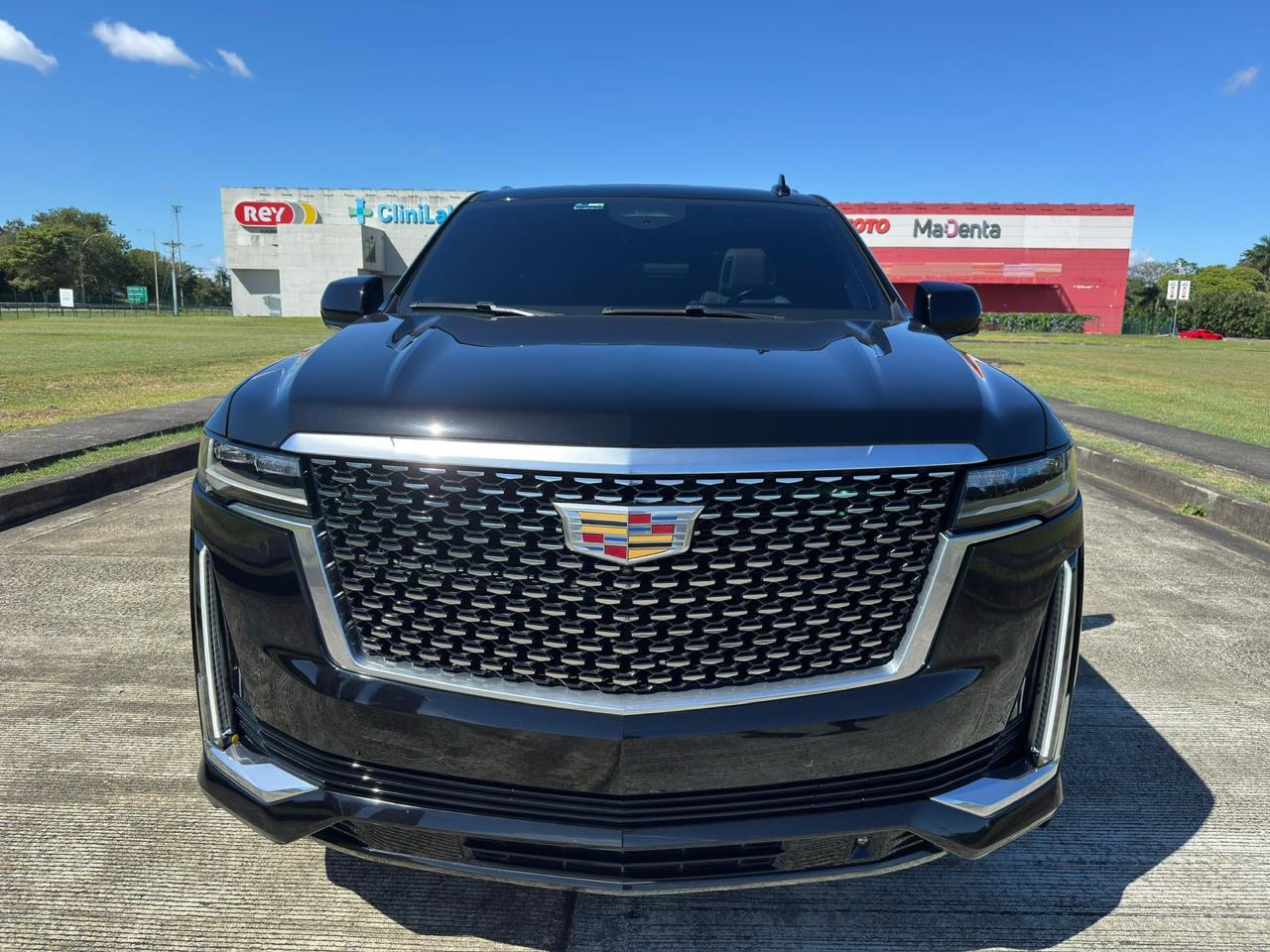 2023 CADILLAC  ESCALADE