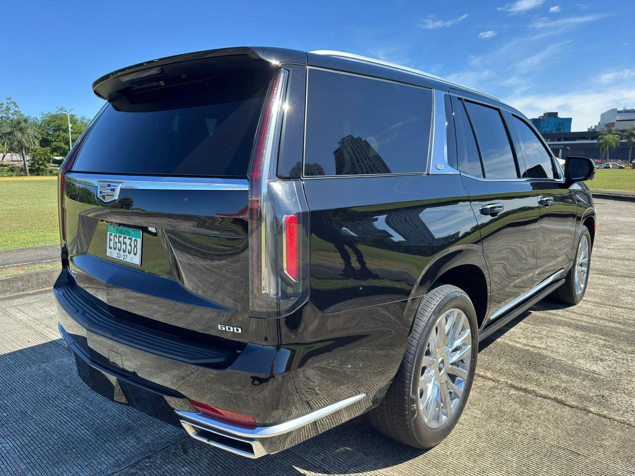 2023 CADILLAC  ESCALADE