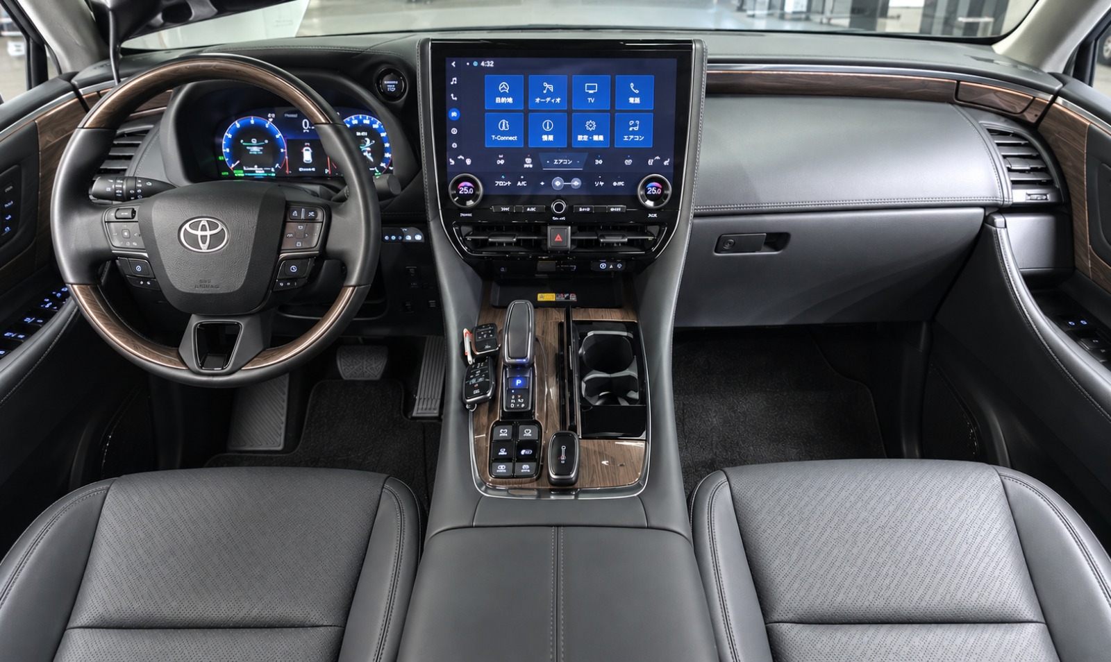 2025 TOYOTA  ALPHARD EXECUTIVE