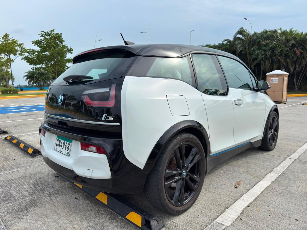 2019 BMW  I3 S