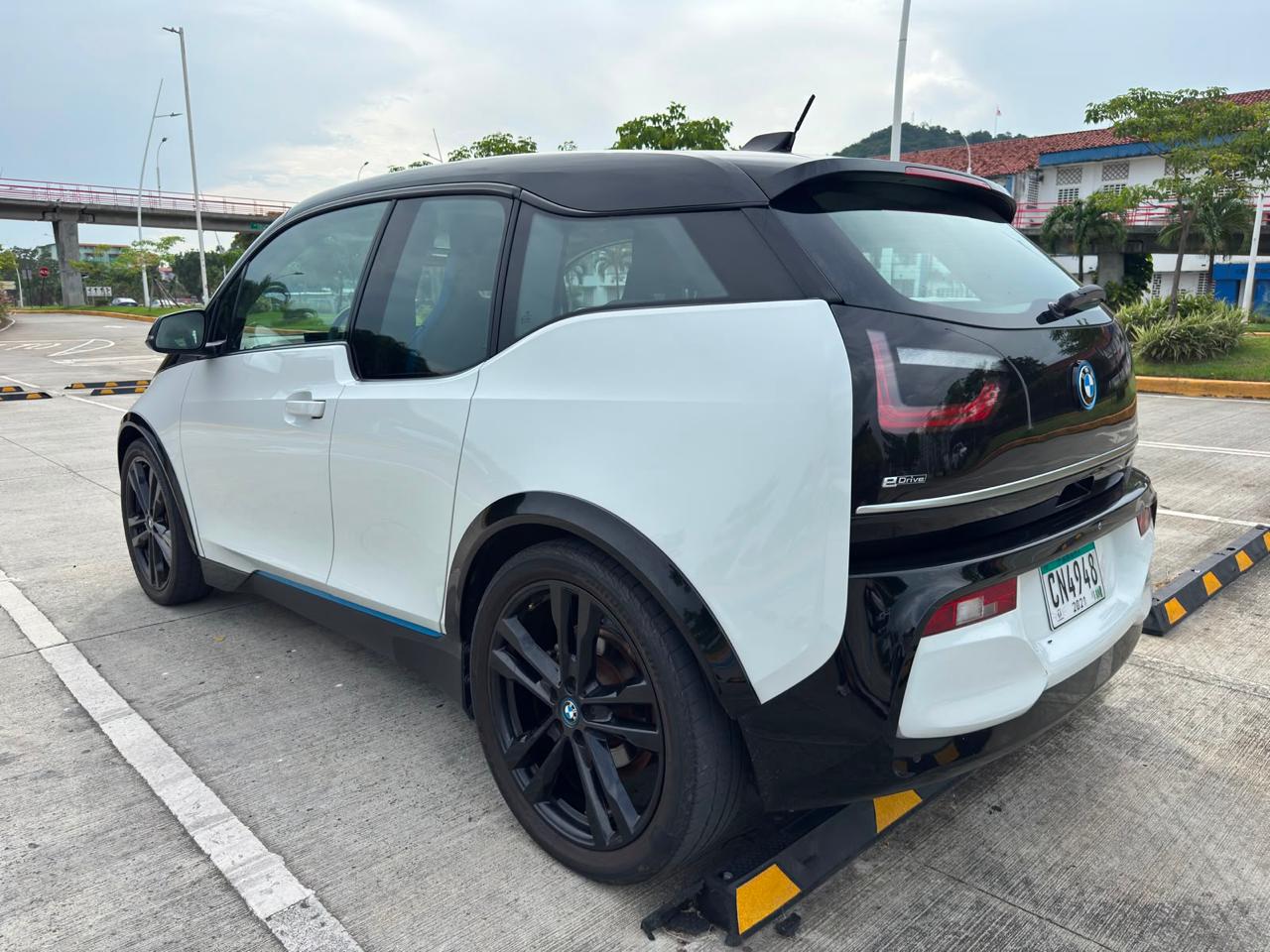 2019 BMW  I3 S