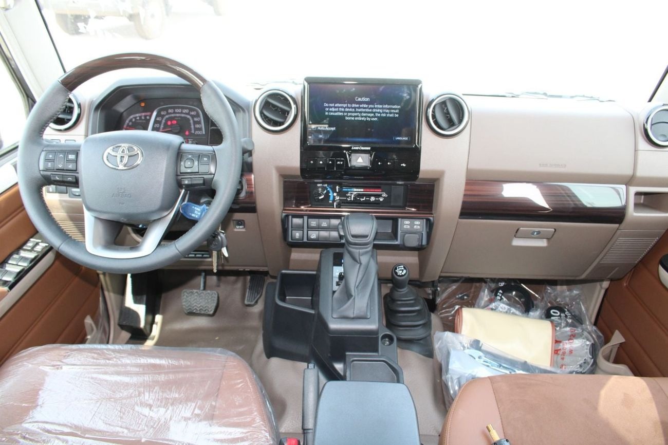 2026 TOYOTA   LAND CRUISER 79 LX