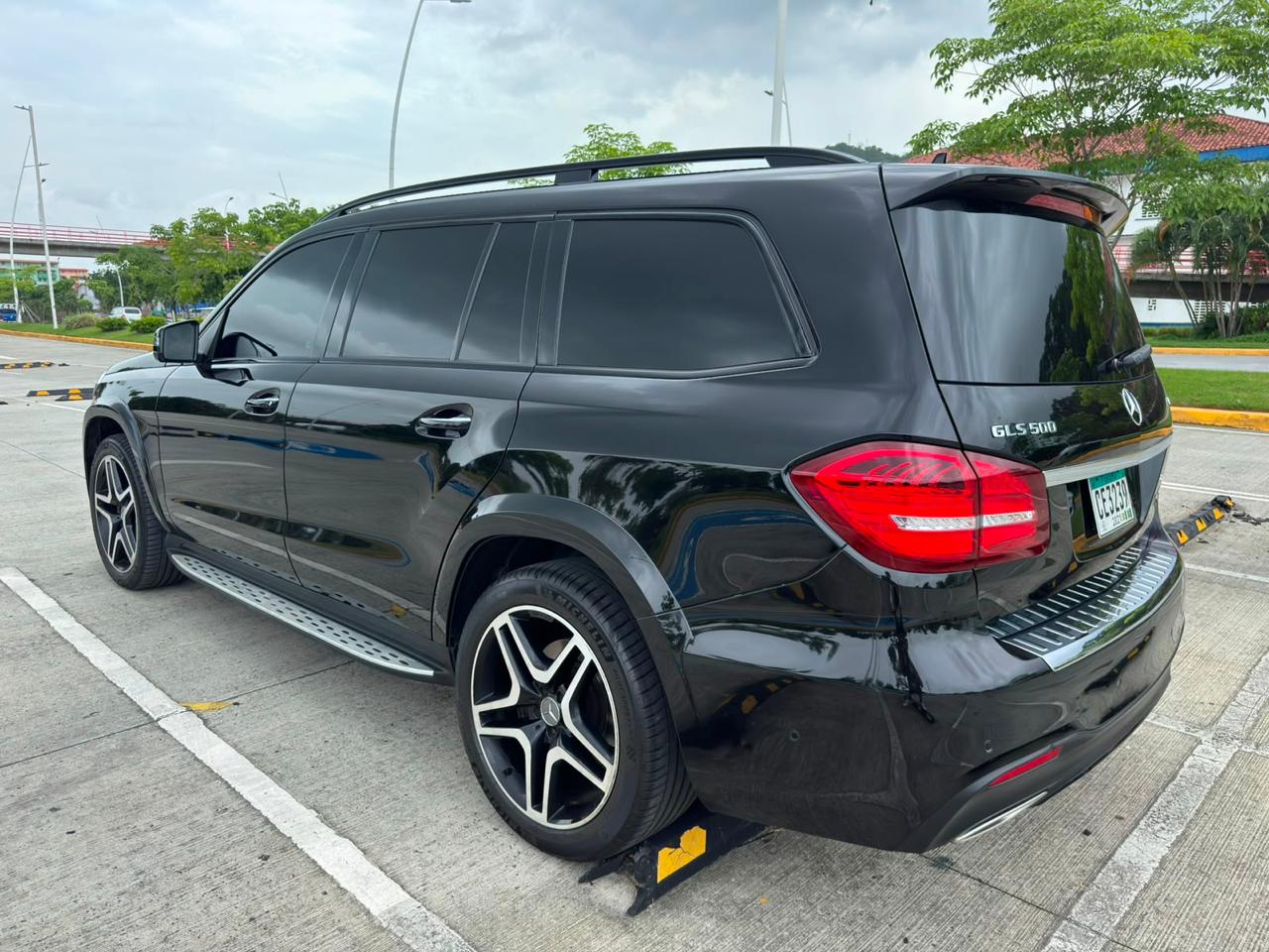 2017 MERCEDES BENZ GLS  500