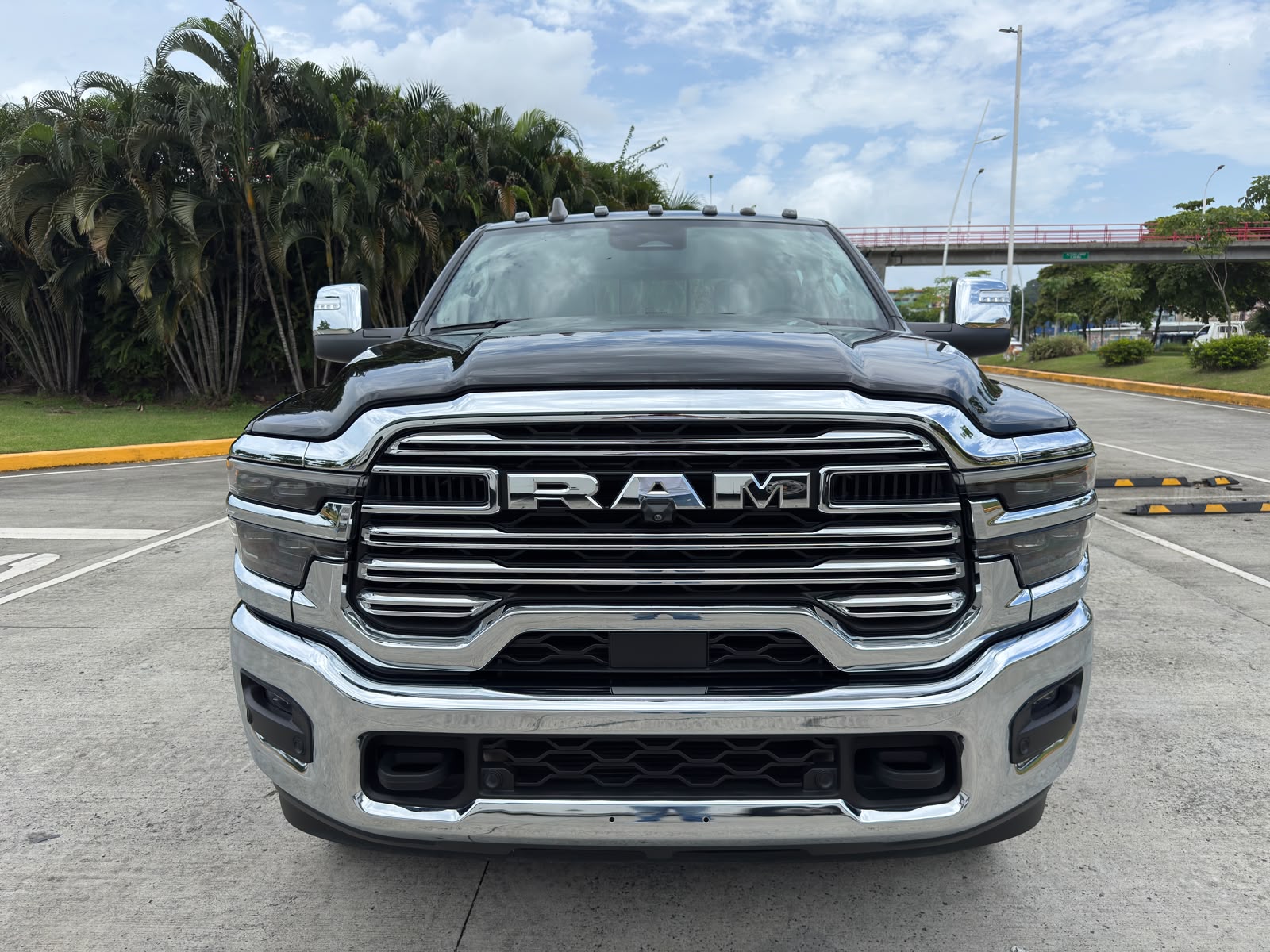 2025 RAM  2500 LARAMIE CUMMINS