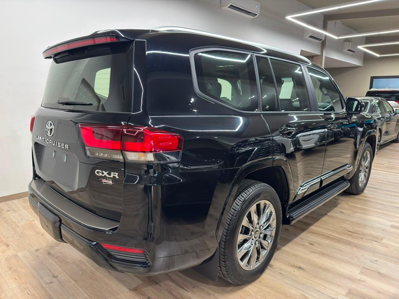 2026 TOYOTA  LAND CRUISER  GX-R